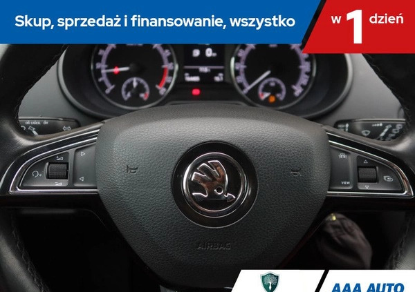 Skoda Octavia cena 49000 przebieg: 164363, rok produkcji 2018 z Ogrodzieniec małe 232